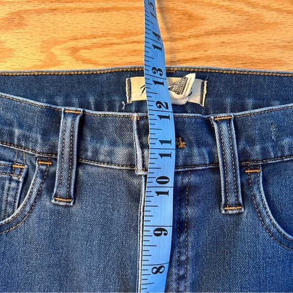 Madewell 11" High-Rise Roadtripper Supersoft Skinny Jeans: Slit-Hem Edition 29 - Picture 10 of 14